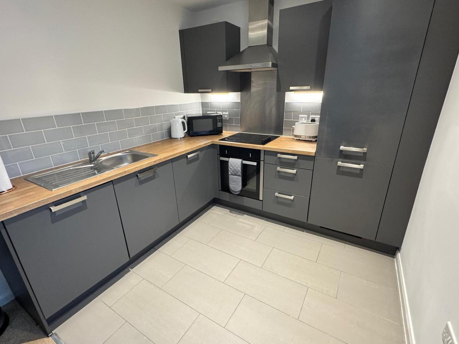 6 Belvedere Residence Wolverhampton Esterno foto